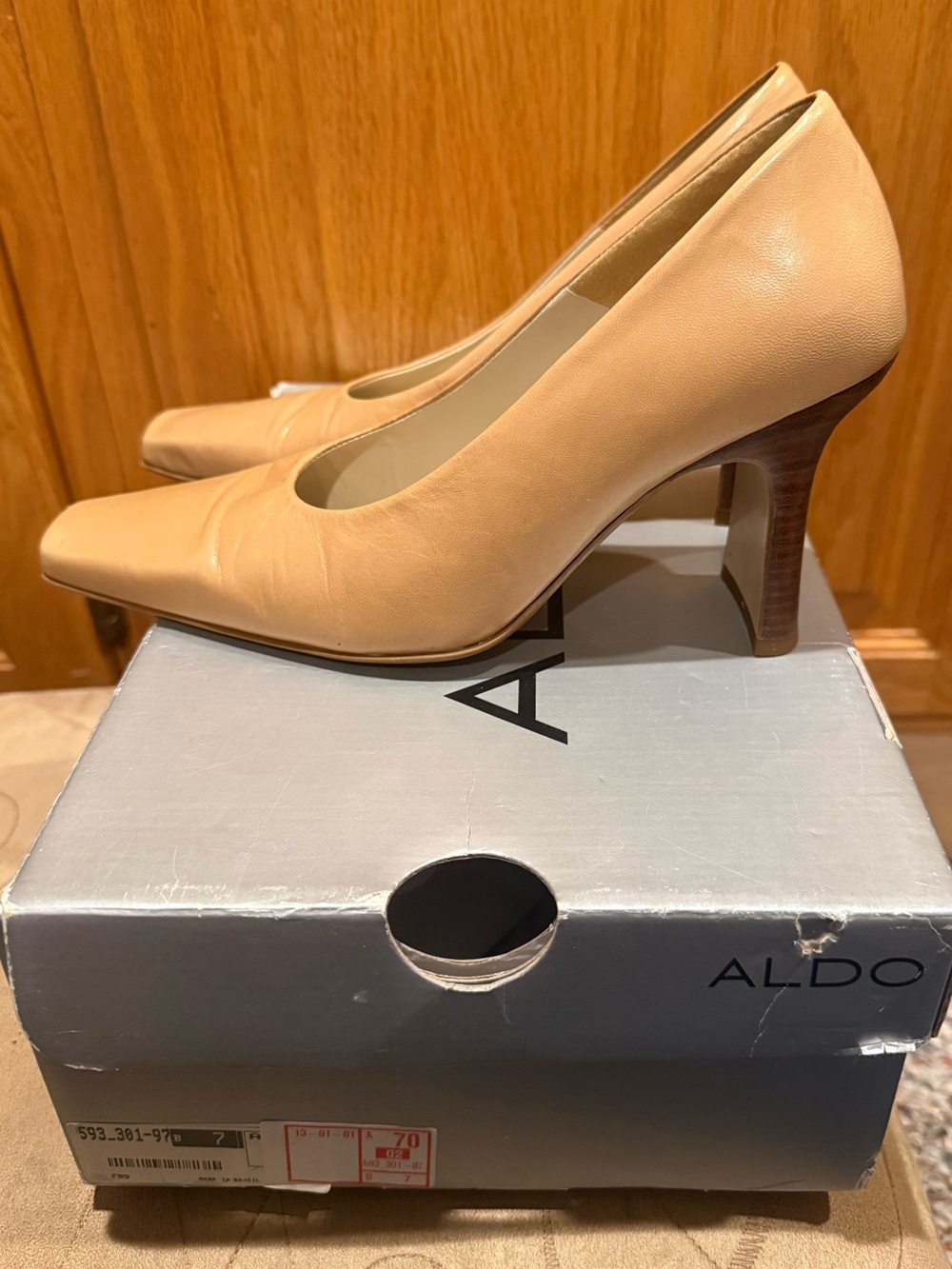 ALDO Beige Leather Pointed-Toe Pumps